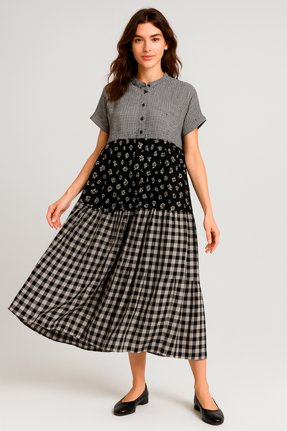 Vestido Marikita  Midi Botões no Decote e  Manga Curta